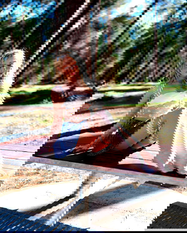 emxllouise2 image ~ Altpins