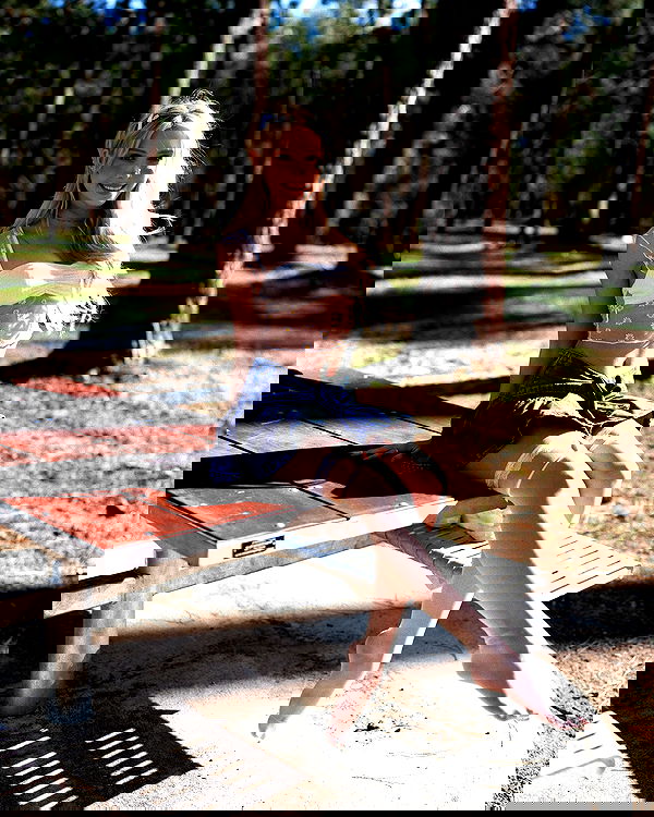 emxllouise2 image ~ Altpins