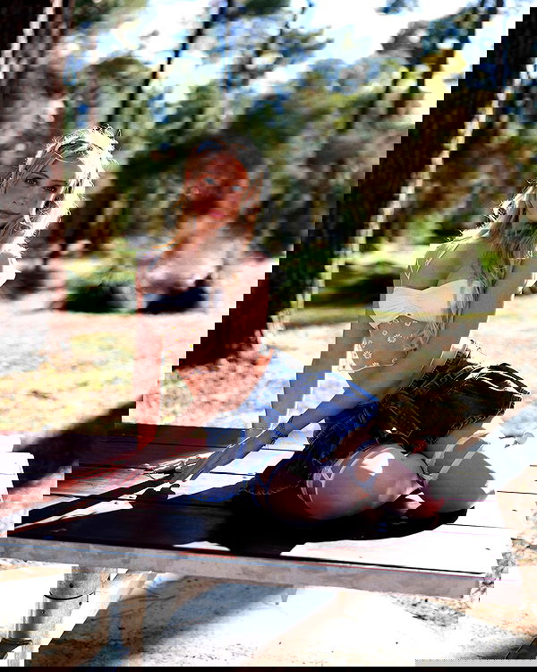 emxllouise2 image ~ Altpins