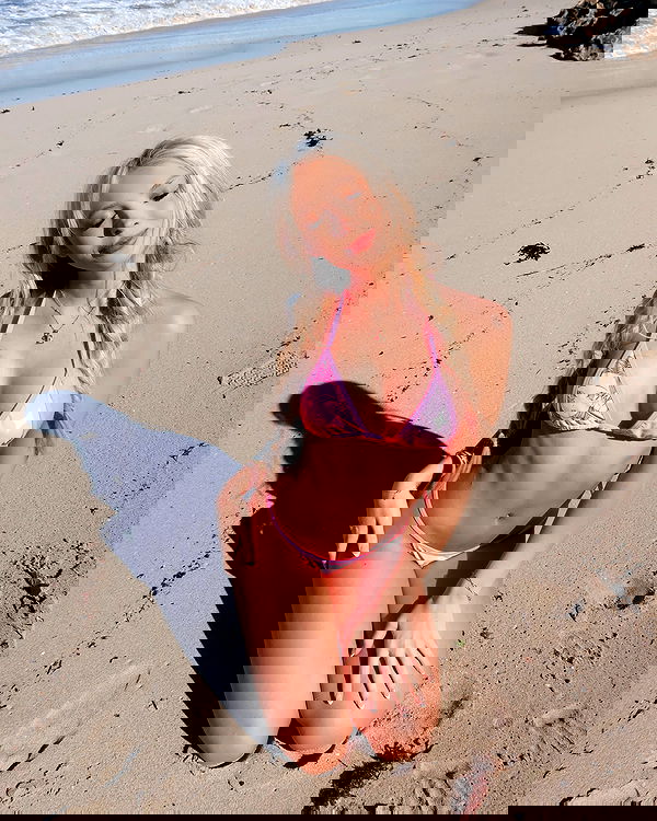 emxllouise2 image ~ Altpins