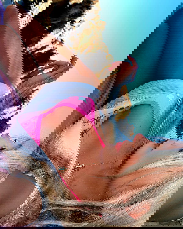 emxllouise2 image ~ Altpins