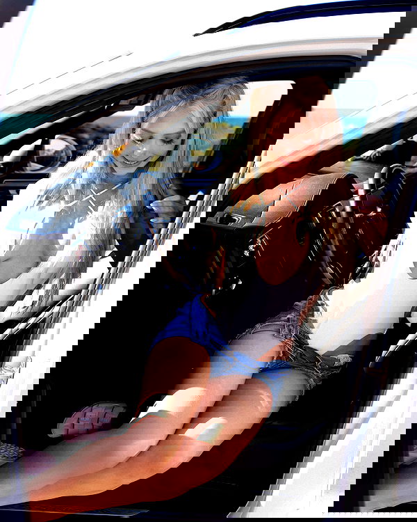 emxllouise2 image ~ Altpins