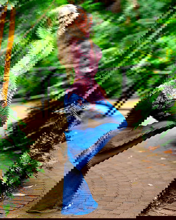 emxllouise2 image ~ Altpins