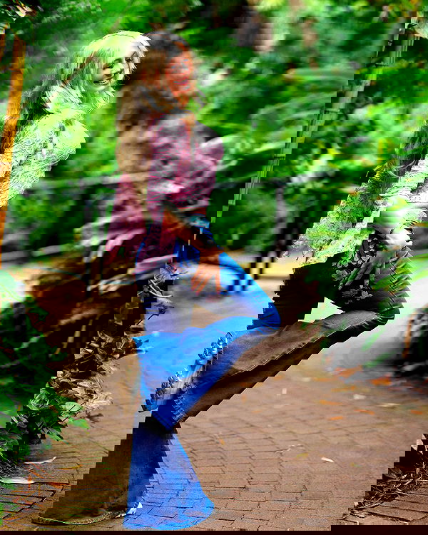 emxllouise2 image ~ Altpins