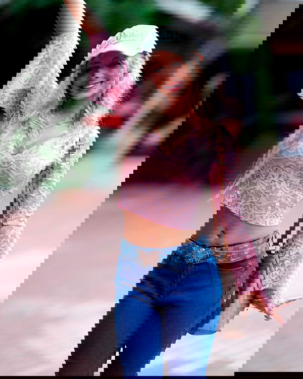 emxllouise2 image ~ Altpins