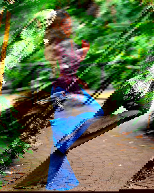 emxllouise2 image ~ Altpins