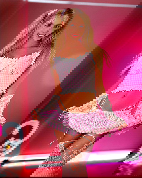 emxllouise2 image ~ Altpins