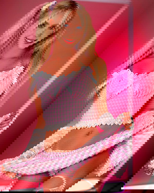 emxllouise2 image ~ Altpins