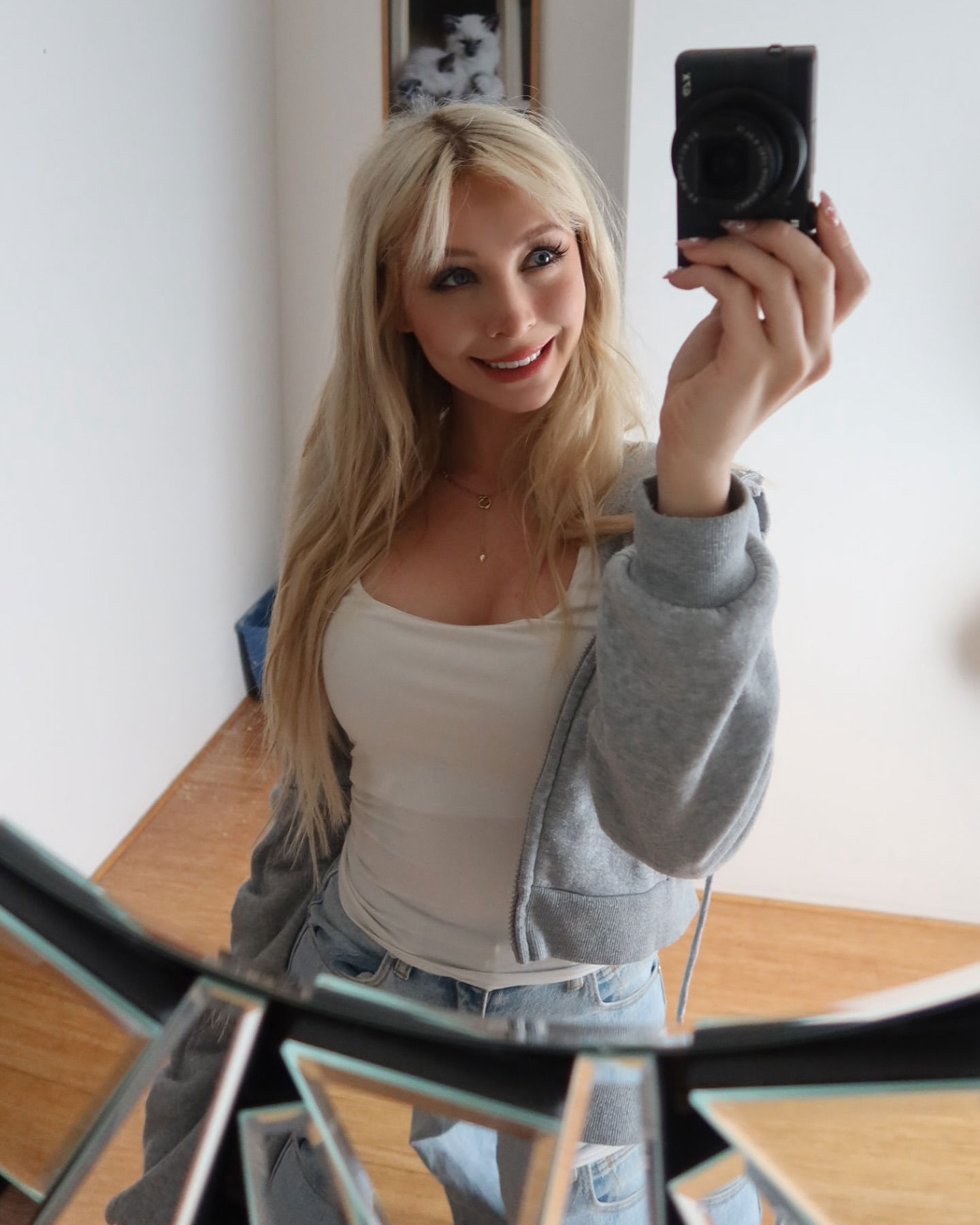 emxllouise2 instagram image archive image