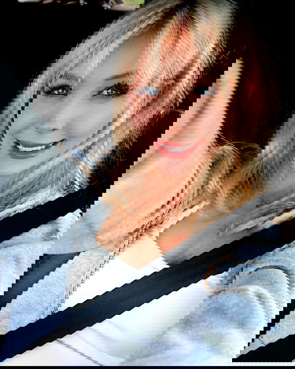 emxllouise2 image ~ Altpins