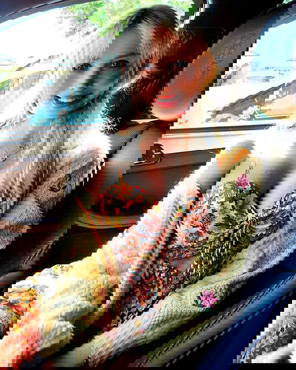 emxllouise2 image ~ Altpins