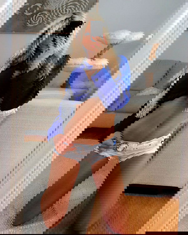 emxllouise2 image ~ Altpins