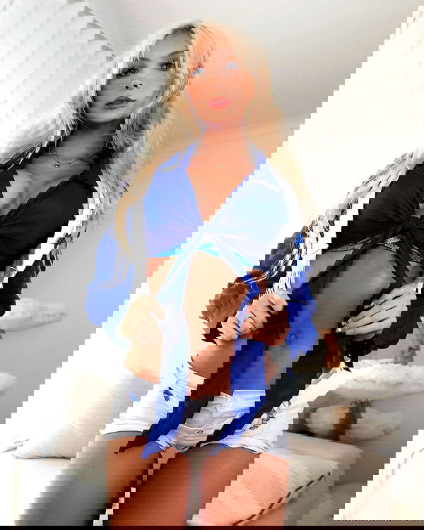 emxllouise2 image ~ Altpins