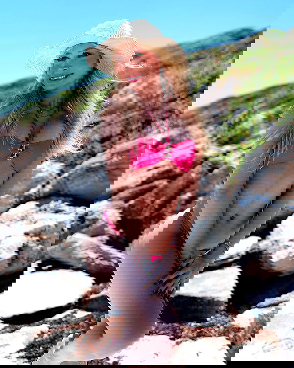 emxllouise2 image ~ Altpins