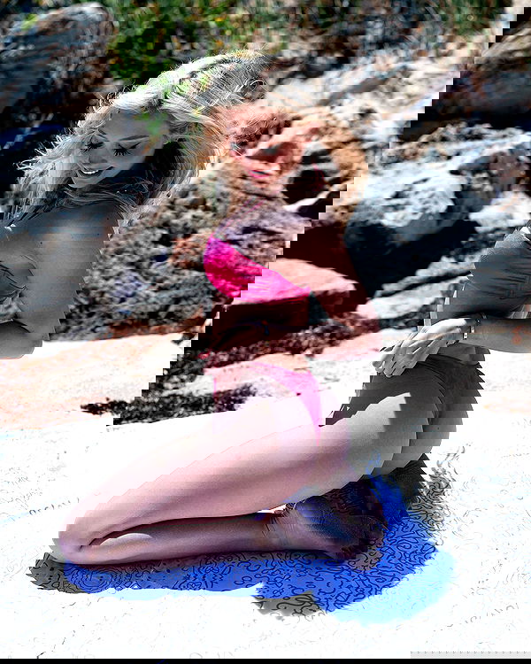 emxllouise2 image ~ Altpins