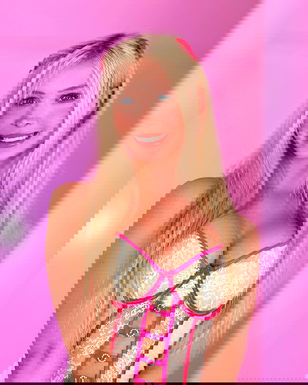 emxllouise2 image ~ Altpins