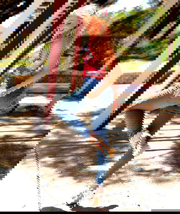 emxllouise2 image ~ Altpins