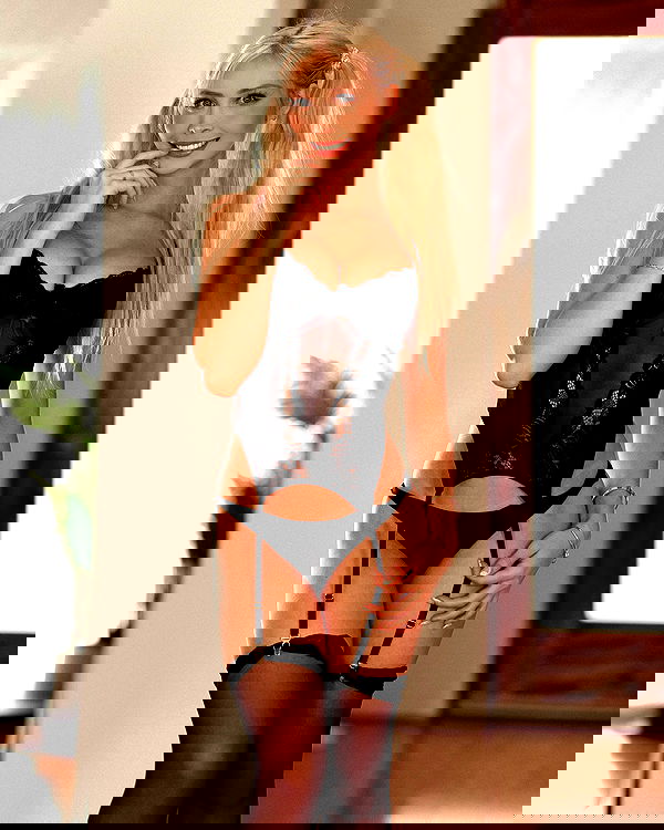 emxllouise2 image ~ Altpins