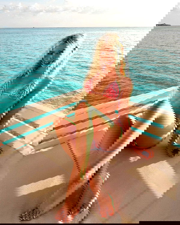 emxllouise2 image ~ Altpins