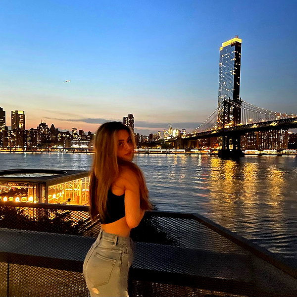 eva.kaplann instagram image archive image