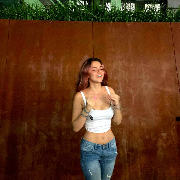 eva.kaplann instagram image archive image
