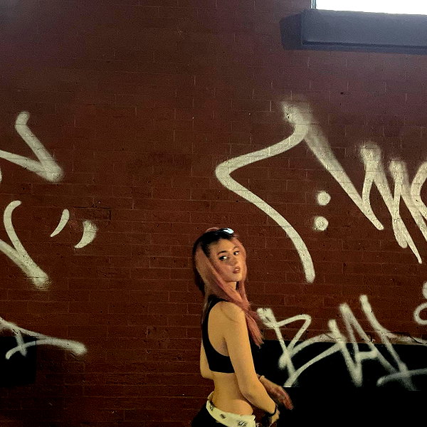 eva.kaplann instagram image archive image