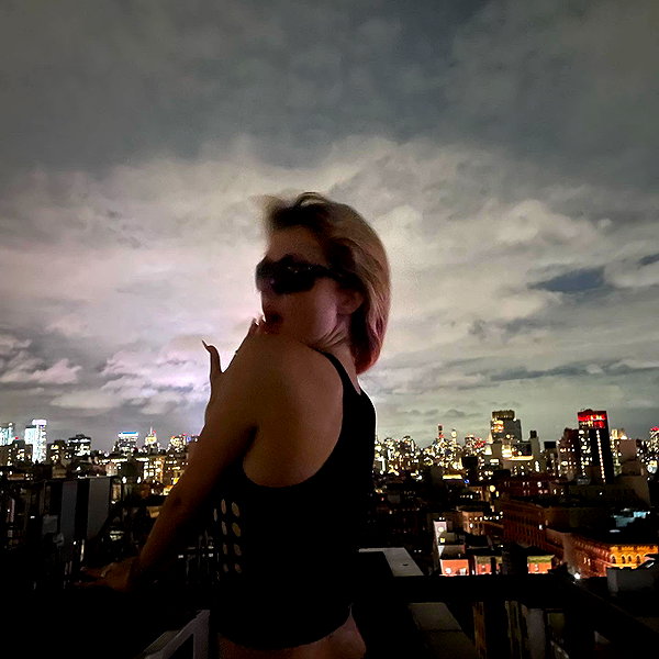 eva.kaplann instagram image archive image
