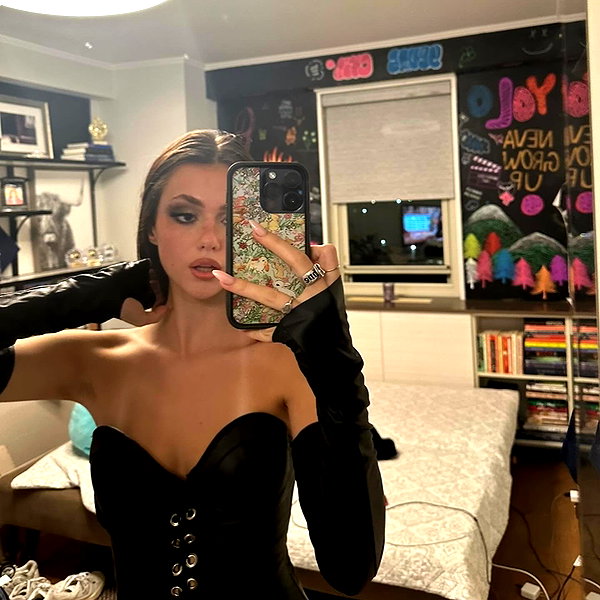 eva.kaplann instagram image archive image