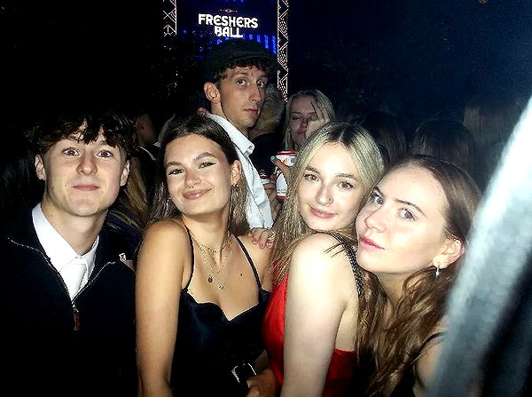 evaatkinn instagram image archive image