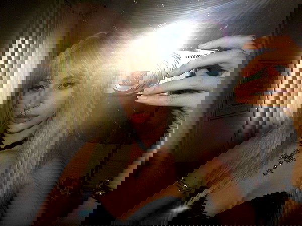 evameganosova image ~ Altpins