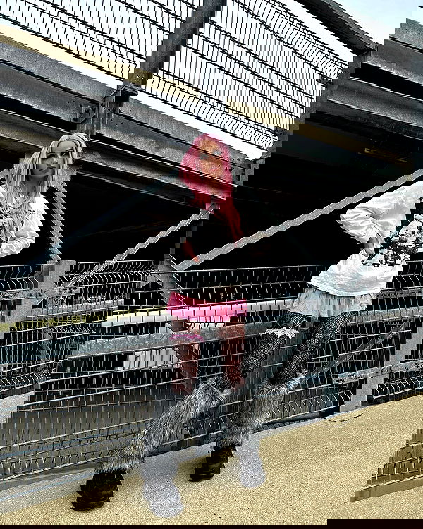 evameganosova image ~ Altpins