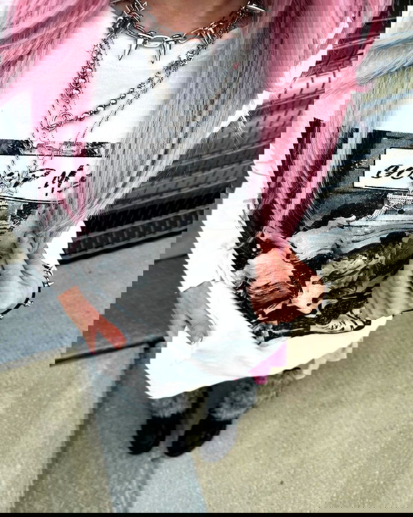 evameganosova image ~ Altpins