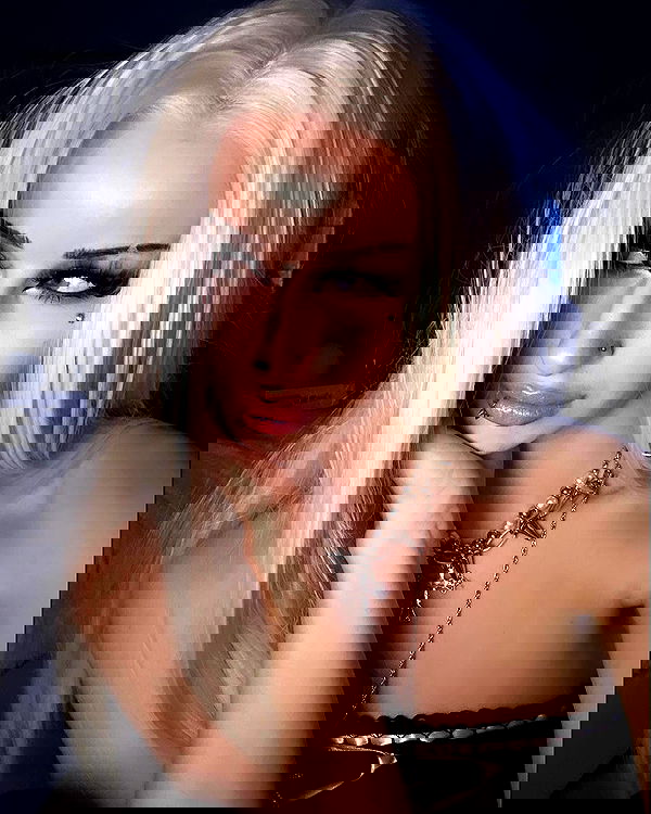 evameganosova image ~ Altpins