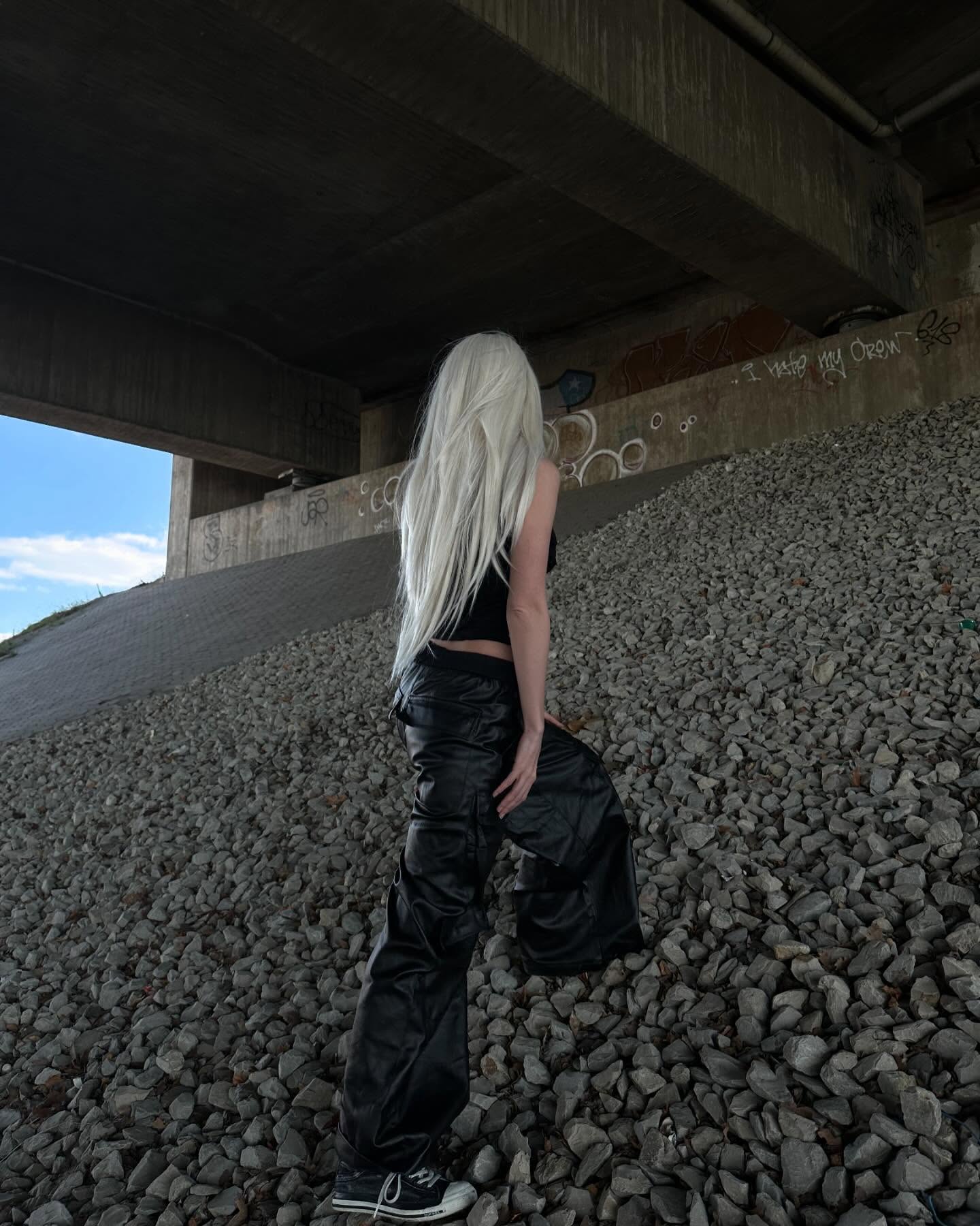 evameganosova instagram image archive image