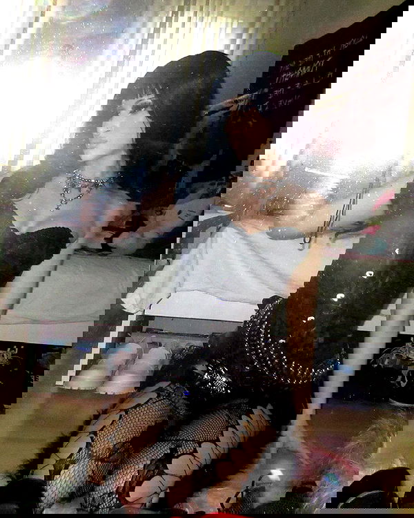 evameganosova image ~ Altpins