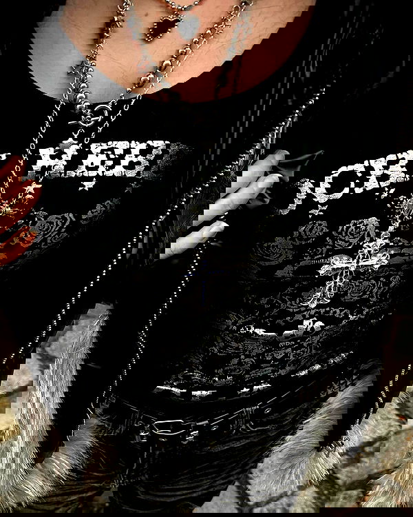 evameganosova image ~ Altpins