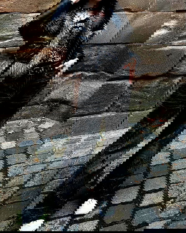 evameganosova image ~ Altpins