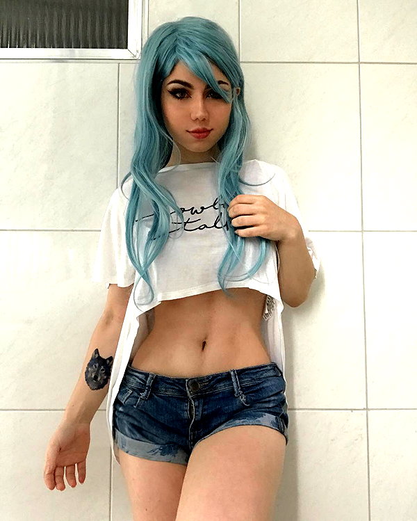 fegalvao_ instagram image archive image