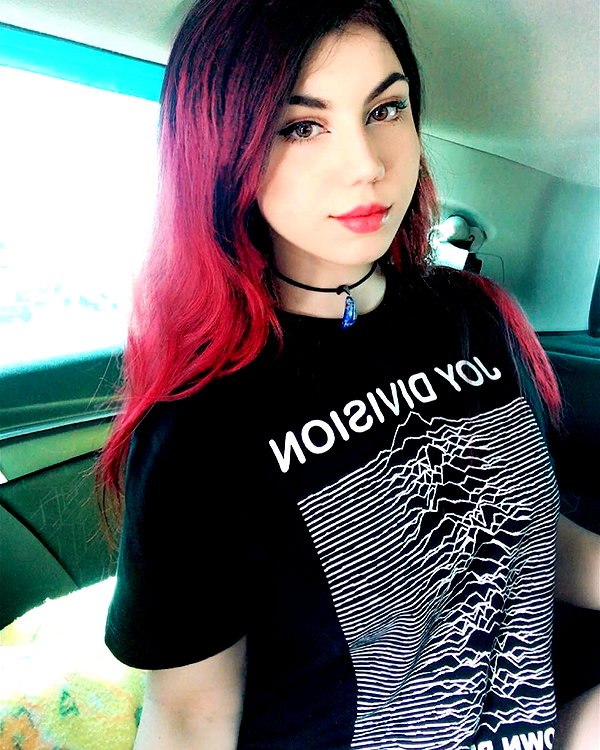 fegalvao_ instagram image archive image