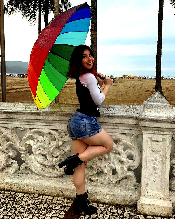 fegalvao_ instagram image archive image