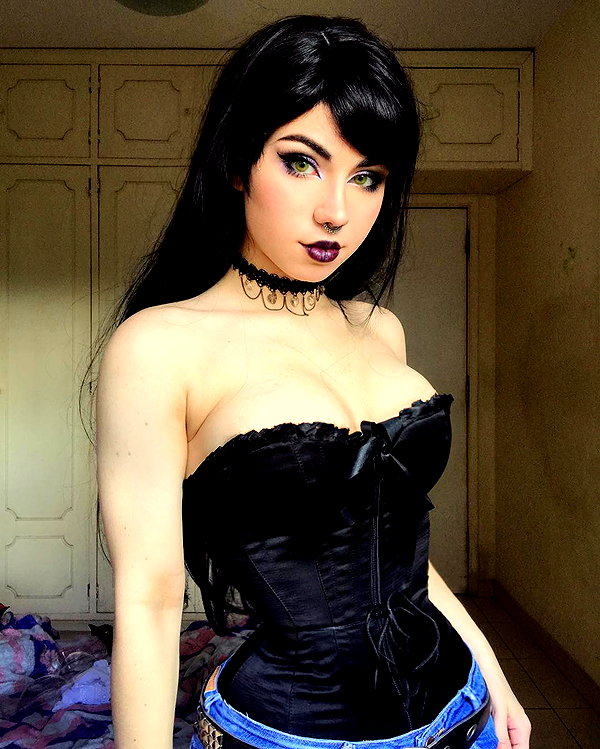 fegalvao_ instagram image archive image