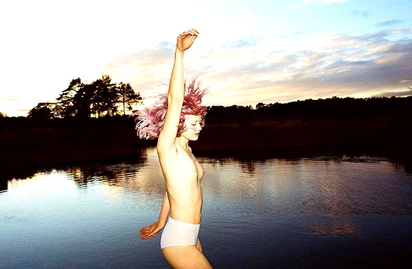 florenceros.e instagram image archive image