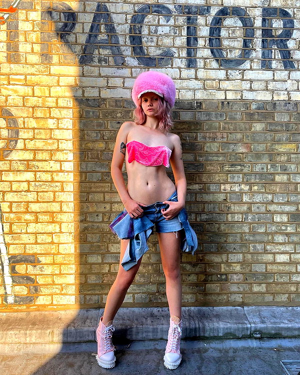 florenceros.e instagram image archive image
