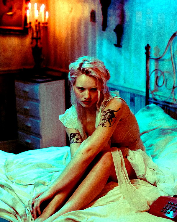 florenceros.e instagram image archive image