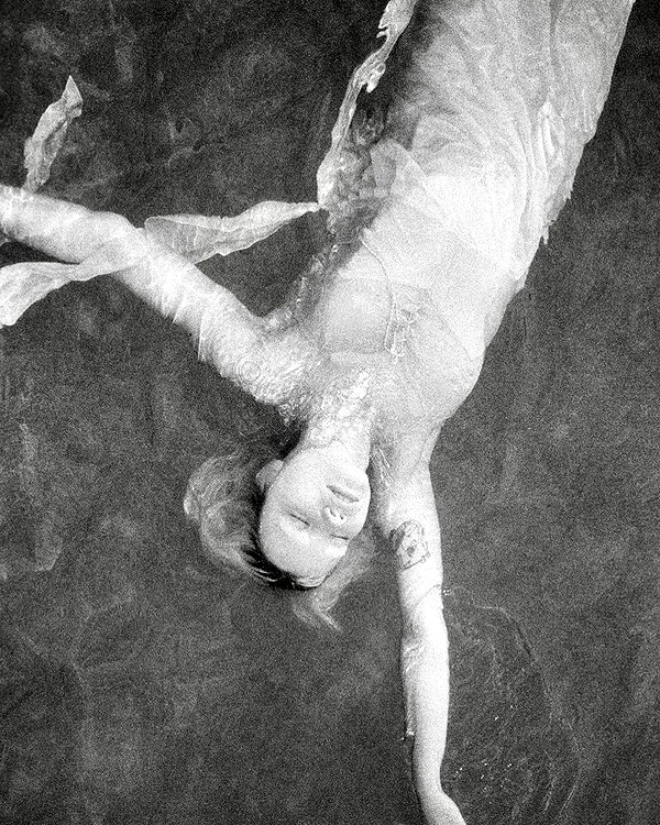 florenceros.e instagram image archive image