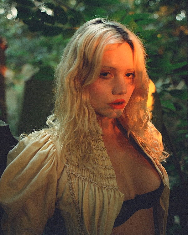 florenceros.e instagram image archive image