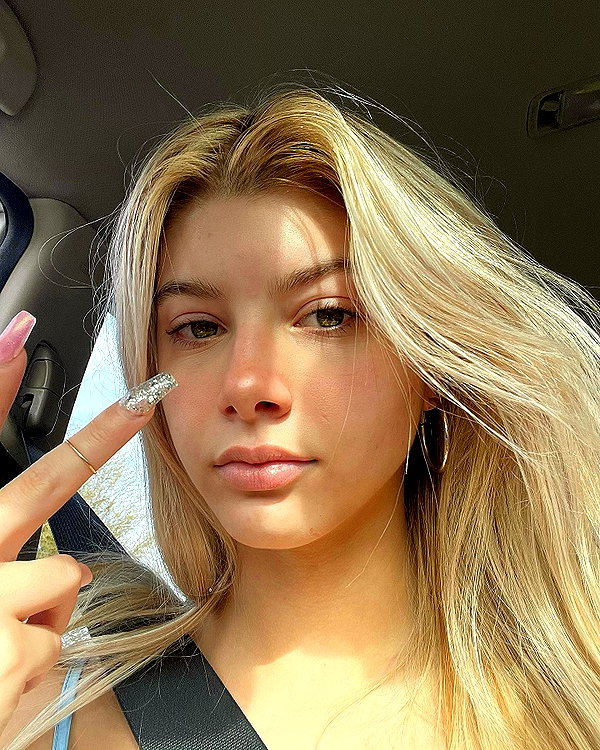 gabiciamp instagram image archive image
