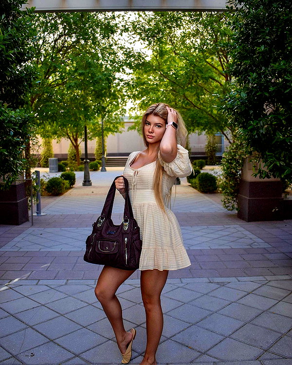 gabiciamp instagram image archive image