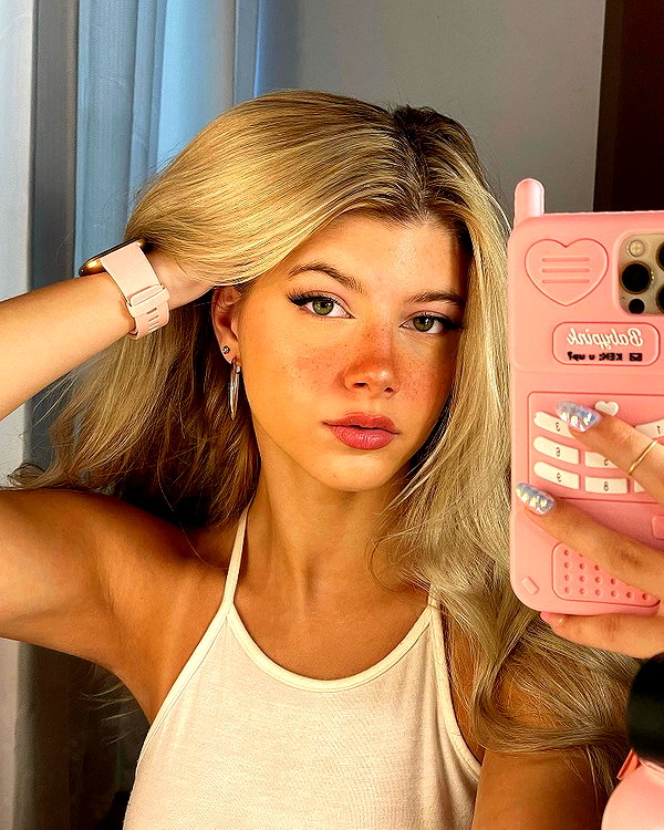 gabiciamp instagram image archive image