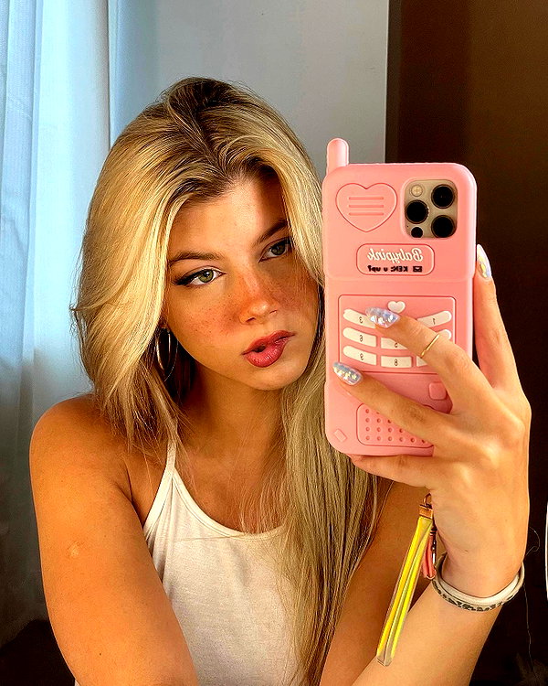 gabiciamp instagram image archive image